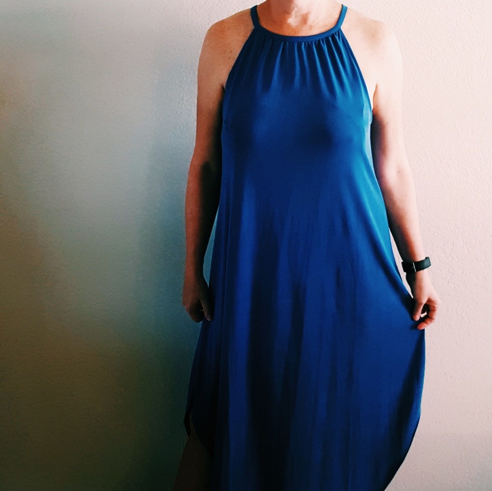 Dress - Picture 2 of 4